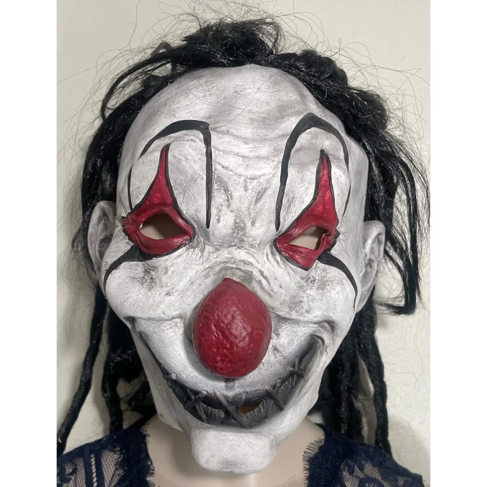 Spirit Halloween Scary Clown Mask - Picture 3 of 11